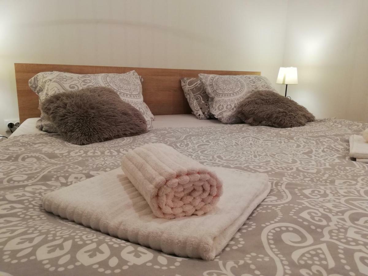 Apartment Henna Pula Ngoại thất bức ảnh